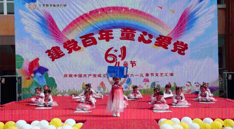 打中了,胡塞已证实!多枚导弹重创4艘美舰:导弹打航母稳了